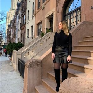 Meet your Posher, Camille